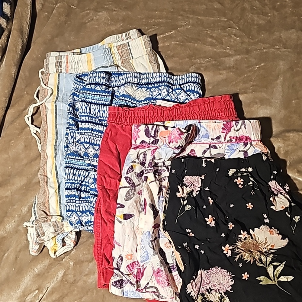 Plus sized shorts lot